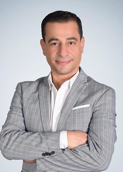 وزير الثقافة  يصدر قرارًا بتولي المخرج هشام عطوة رئاسة البيت الفني للمسرح