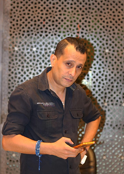 محمد الطايع: «الفندق» مساحة بين الحياة والموت.. وحاولنا تبسيط الفلسفة دون أن نفرّغها