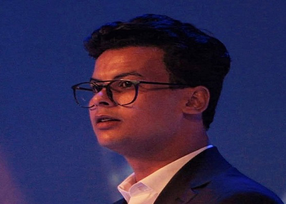 أشرف زكى يكلف الفنان محمد عصمت برئاسة لجنة البرامج والعروض بمهرجان النقابة التمثيلية