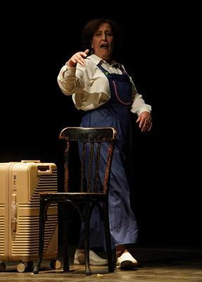 «زهية»   مونودرام النضال النسوي