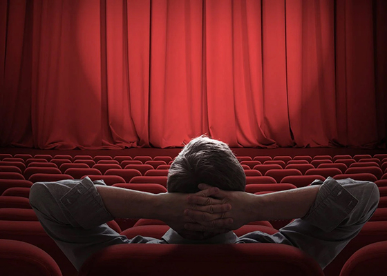 النصوص المتوجة فى الأدراج.. بين جوائز الورق وأضواء الخشبة هل تخون الخشبة كُتابها؟