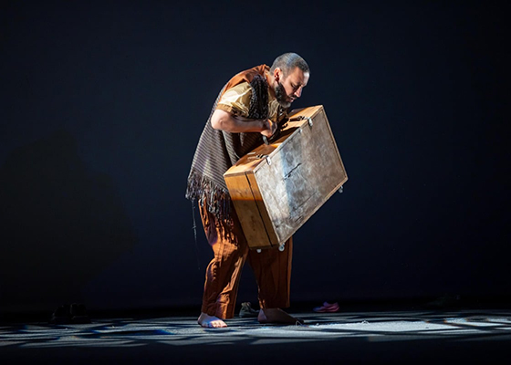 المونودراما فى المسرح العربى