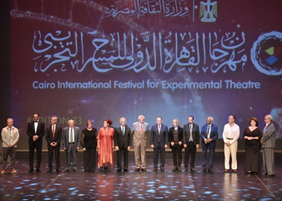 إلى أي مدى تأثرت مسارات التجريب في المسرح المصري    بالمهرجان التجريبي 
