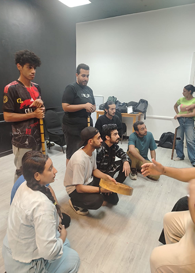  «ريح الغجر»  لفرقة حلم تيم